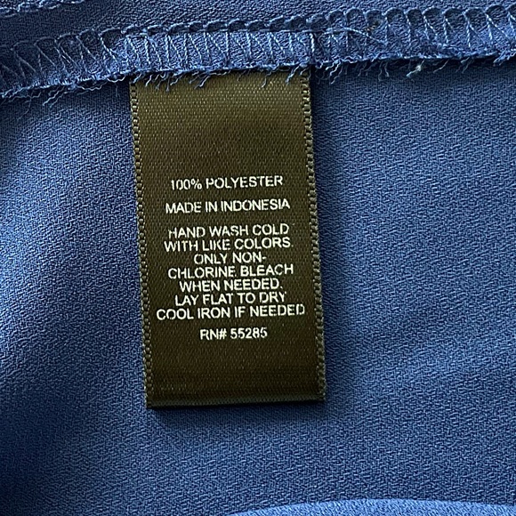 EXPRESS Top, Size SP, Cobalt Blue Lace, Sleeveless, Summer, Keyhole Neckline - Picture 7 of 8